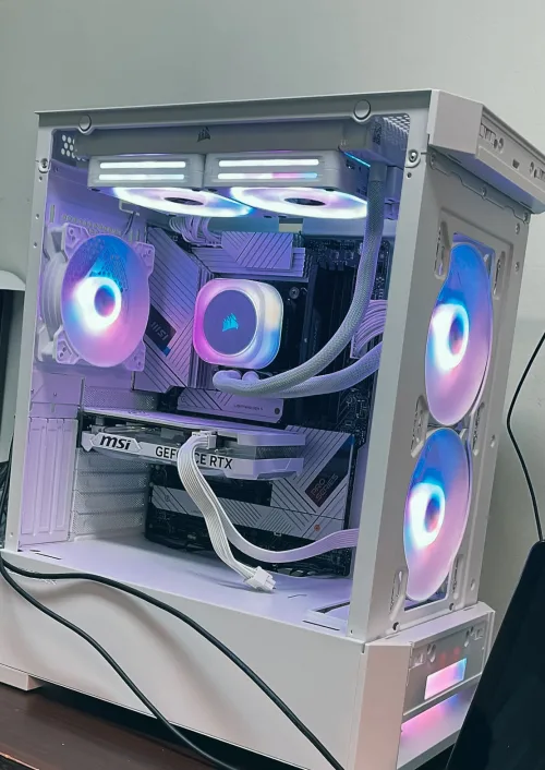 PC GAMER MOONCLOTH 4060 i7 32GB 1TB 850w z790-a pro