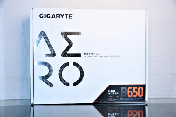 Placa Madre B650 AERO G. AMD Socket AM5 gigabyte