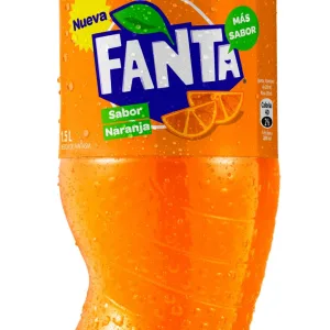 Bebida en botella Fanta de 591ml (compra presencial).