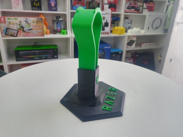 Base para audífonos con diseño de razer. - Imagen 2