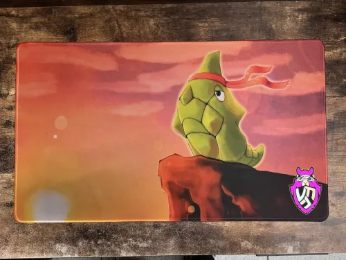 Playmat - Mousepad 35X60Cm Pokemon Diseño Metapod