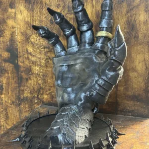 Soporte para Audifonos o Joystick Impreso en 3D Mano de Sauron Señor de los Anillos