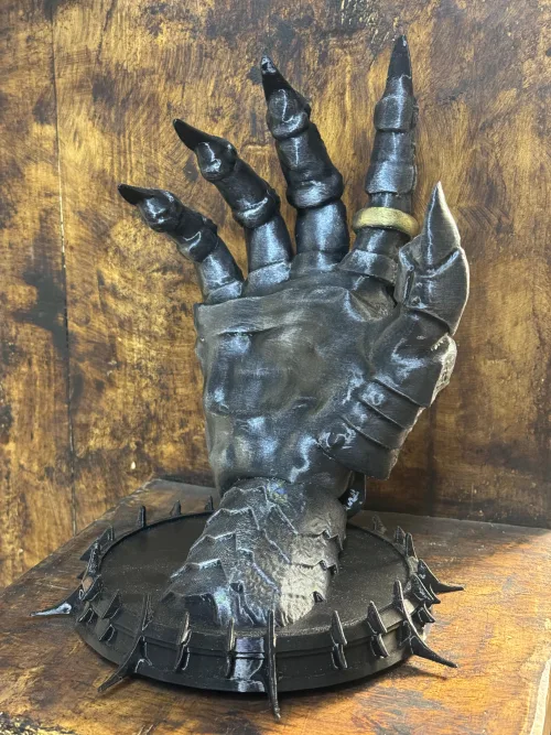 Soporte para Audifonos o Joystick Impreso en 3D Mano de Sauron Señor de los Anillos