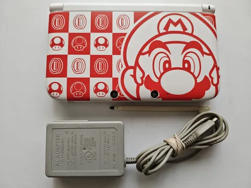 Consola Nintendo 3DS XL Mario White Edition